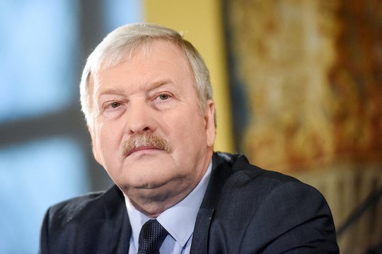 Alytaus rajone nuplėšti B. Ropės ir kitų politikų plakatai