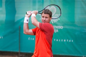 Užkeikta grunto danga: R. Berankis neįveikė teniso turnyro Ženevoje vienetų atrankos barjero
