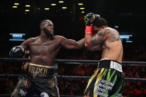 Įspūdingas smūgis: D. Wilderis pribaigė varžovą pirmajame raunde