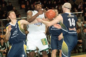 Apmaudžiai pralaimėjusios „Naftos“ treneris prakalbo apie panašumą į „Žalgirį“