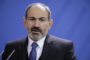 Armėnijos premjeras žada reformas teismų sistemai išvalyti