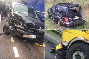 Dėl avarijos buvo užblokuotas kelias į Trakus, aukų išvengta tik per atsitiktinumą