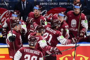 Charakterį pademonstravę latviai tik per plauką neįveikė pasaulio ledo ritulio čempionų