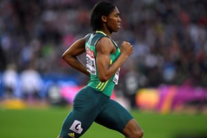 C. Semenya priėmė sprendimą: bėgs ilgesnes distancijas