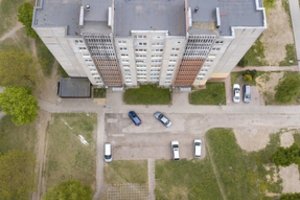 Daugiabučio pirmininkas įvedė savo griežtą tvarką:  nepaklusi – mokėsi  