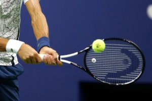 Penkios priežastys, kodėl mokytis teniso naudingiau vasarą