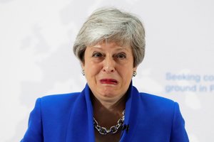 Th. May bandymas gelbėti „Brexit“ susitarimą atrodo pasmerktas žlugti