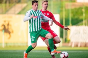 Prieš lyderių mūšį „Žalgirio“ futbolininkas E. Fejzullahu tikisi kovos: „Laukia ypatingos rungtynės“