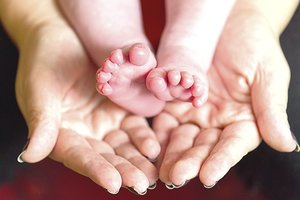 Padėtį laiko katastrofiška: abortai supriešino rusus