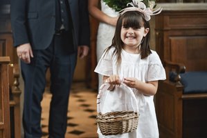 Sužadėtinio dukrą iškeikusi nuotaka sulaukė pykčio bangos