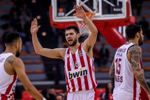Istorijos pabaiga: „Olympiakos“ oficialiai išspirtas į antrąją Graikijos lygą