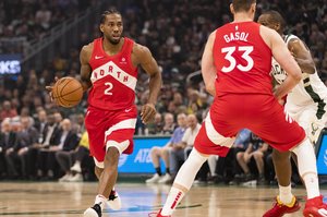 Trečias rungtynes paeiliui laimėjęs „Raptors“ klubas – per žingsnį nuo NBA finalo