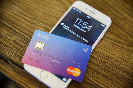 „Revolut“ neišsižada sumanymo kurti banką Lietuvoje, paaiškino – kodėl