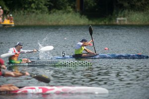 Du lietuviai pateko į pasaulio baidarių ir kanojų irklavimo taurės etapo finalą