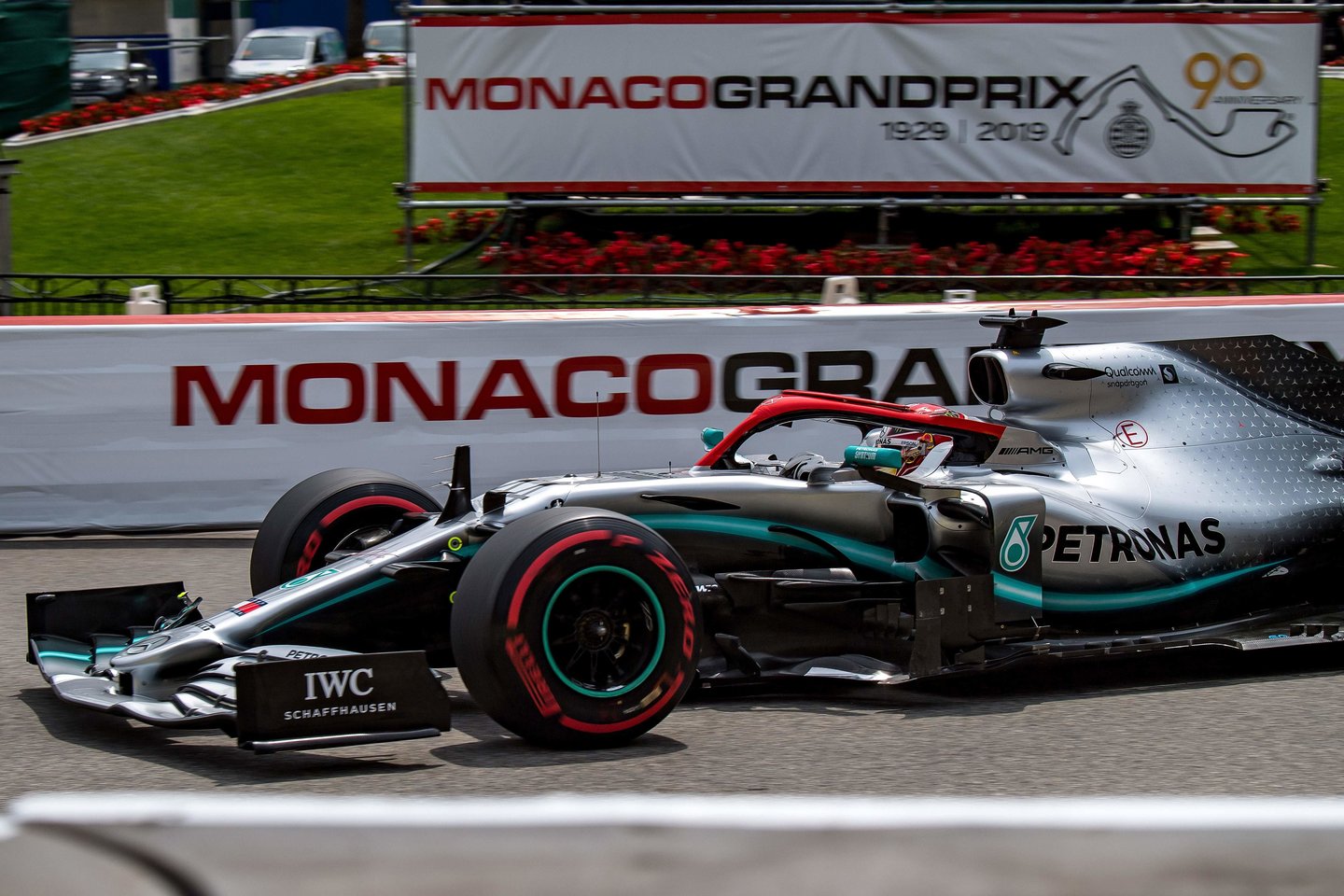  L.Hamiltonas laimėjo Monako kvalifikaciją.<br> AFP/Scanpix nuotr.