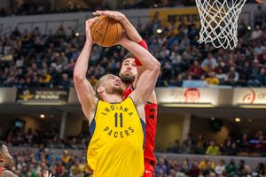 JAV krepšinio ekspertas mato D. Saboniui vietą „Grizzlies“ klube šalia J. Valančiūno