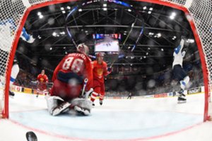 Rusams sunku susitaikyti su nesėkmėmis ledo ritulyje: „Suomiai iššoko aukščiau savo bambos“