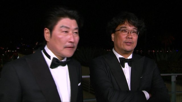 Auksinė Kanų kino festivalio šakelė atiteko Pietų Korėjos režisieriui