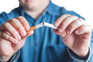 Psichologė atskleidė, kas padėjo 40 metų rūkiusiam vyrui mesti šį įprotį