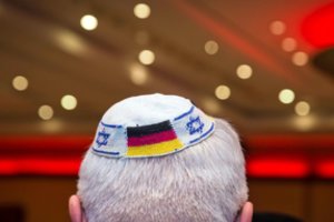 Komisaro įspėjimas privertė sunerimti: „Žydai vėl nebėra saugūs Vokietijoje“