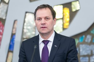V. Tomaševskis: partijoje dar tarsimės, ar apsimoka dabar jungtis į valdančiąją daugumą