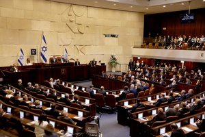 Izraelyje kilus krizei dėl koalicijos parlamentas rengiasi save paleisti