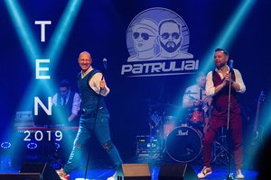 Patruliai“ pristato vasarišką desertą – kūrinio „Ten“ naują versiją