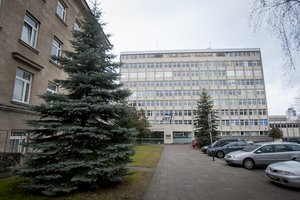 LRT spaudimu vadina Vyriausybės kreipimąsi į Konstitucinį Teismą dėl finansavimo