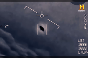 JAV lėktuvą persekiojo „visa NSO flotilė“, teigia pilotas