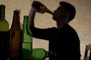 Suskaičiavo, kiek alkoholio pernai išgėrė lietuviai: nerimą kelia dvi tendencijos