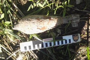 Šakių rajone pasieniečiai aptiko pavojingą karo laikų sprogmenį