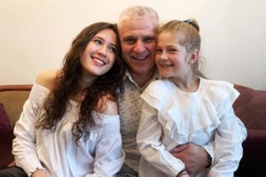 Tėtis policininkas: šiaulietis atskleidė, kaip nuo pavojų saugo savo dukras