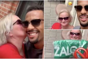 B. Daviesui nepatinka raudona spalva: nustebino Kauno senamiesčio praeivę