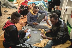 Barselona kvietėsi migrantus, bet jau braška per siūles – situacija kritinė