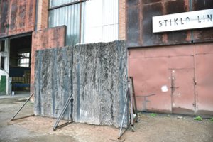 Ką pasirinks Lukiškių aikštėje – „Laisvės kalvos“ memorialą ar grindinį?