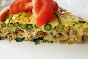  Geriausi receptai gimsta netikėtai: nuostabus apkepas su šonine ir smidrais