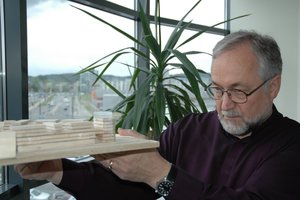 Artėjant jubiliejui žinomas architektas parengė savo kūrybos albumą 