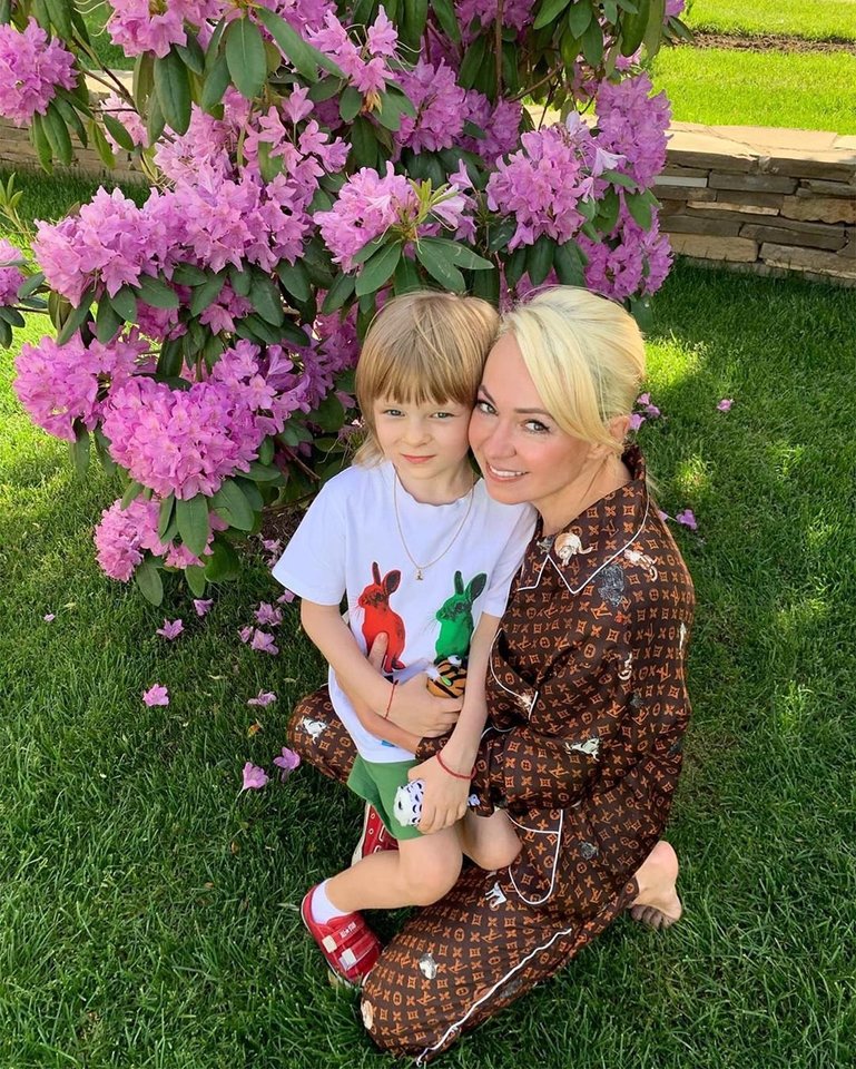 Jana Rudkovskaja su sūnumi Aleksandru.<br>Instagramo nuotr.