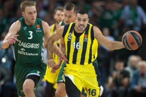 „Barcelona“ pasiruošusi sudrebinti rinką: aktyviai vilioja K. Slouką, kuris atsisakė pratęsti sutartį su „Fenerbahce“