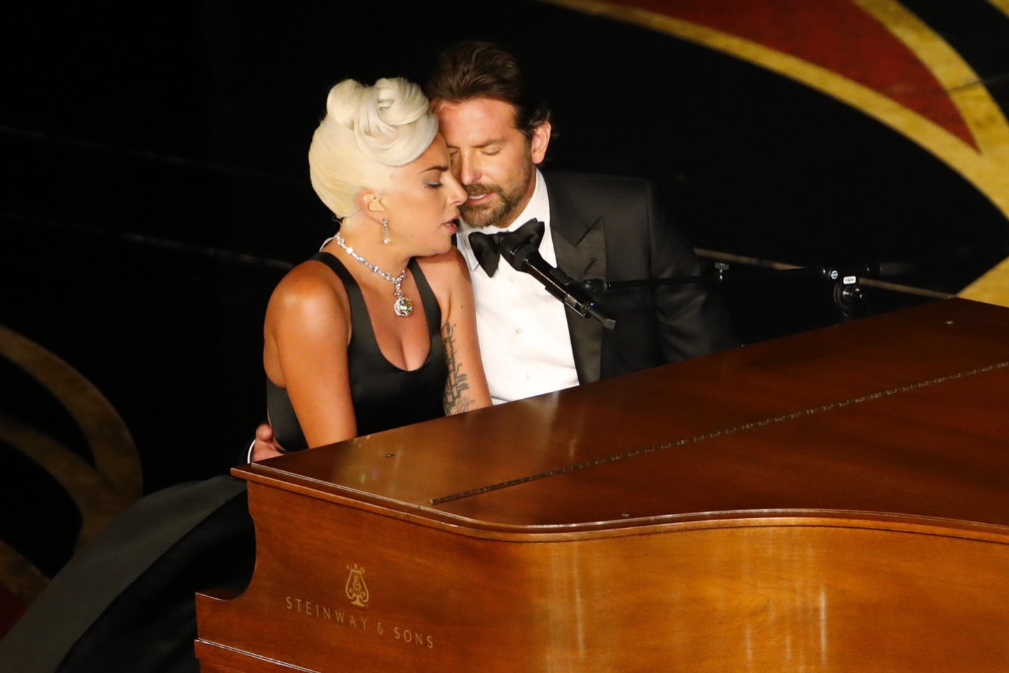 Lady Gaga ir Bradley Cooperis.<br>Scanpix nuotr.