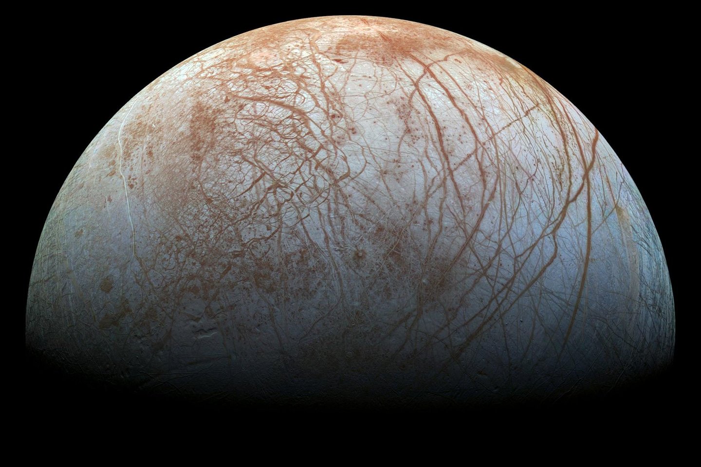  Ledinis Jupiterio palydovas Europa tyrėjus domina jau seniai.<br> NASA nuotr.