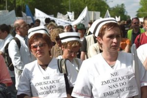 Atlyginimų kėlimo nesulaukiantys įkalinimo įstaigų medikai ruošiasi streikuoti