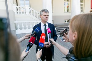 VSD vadovas D. Jauniškis po susitikimo su G. Nausėda: „Po inauguracijos prasidės rimti reikalai“