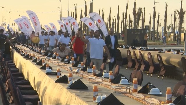 Egipte bręsta įspūdingas pasaulio rekordas – ruošiamas ilgiausias ramadano stalas