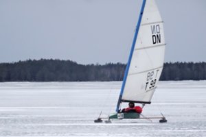  Buriuotoja V. Andrulytė laimėjo antrąjį pasaulio taurės finalo plaukimą