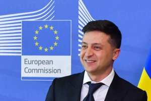 Ukrainos vadovas žada referendumą dėl narystės NATO, kai ukrainiečiai bus pasirengę