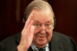 Mirė UEFA Čempionų lygos įkūrėjas L. Johanssonas: „Tokios įtakos futbole neturėjo niekas“