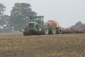 Vyriausybė leido žemdirbiams steigti fondus nuostoliams padengti