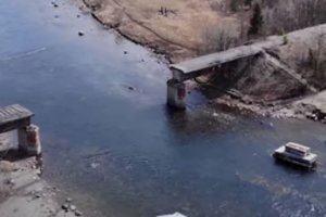 Įspūdingas rusų nusikaltimas: pavogė didžiulę tilto atkarpą