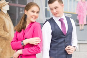 Išleistuvės, vestuvės, krikštynos – kaip pasipuošti vasaros švenčių maratonui?